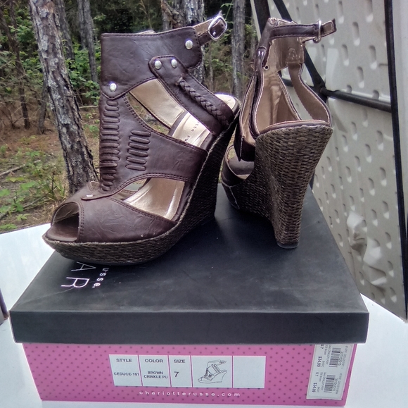 Wedges - Picture 2 of 2